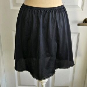 Vassarette Vintage Black Half Slip Size L Nylon‎ Lace Side Slit Lingerie USA